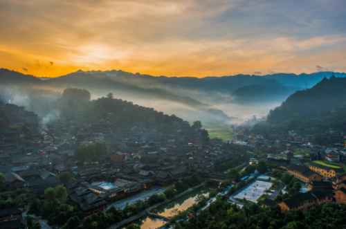 千户苗寨在哪里(贵州5a景区有哪些景点)